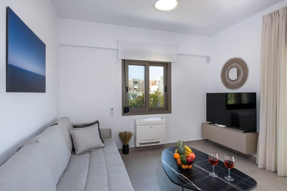 α ηeaven View Park Gem - Chania Getaway Apartament